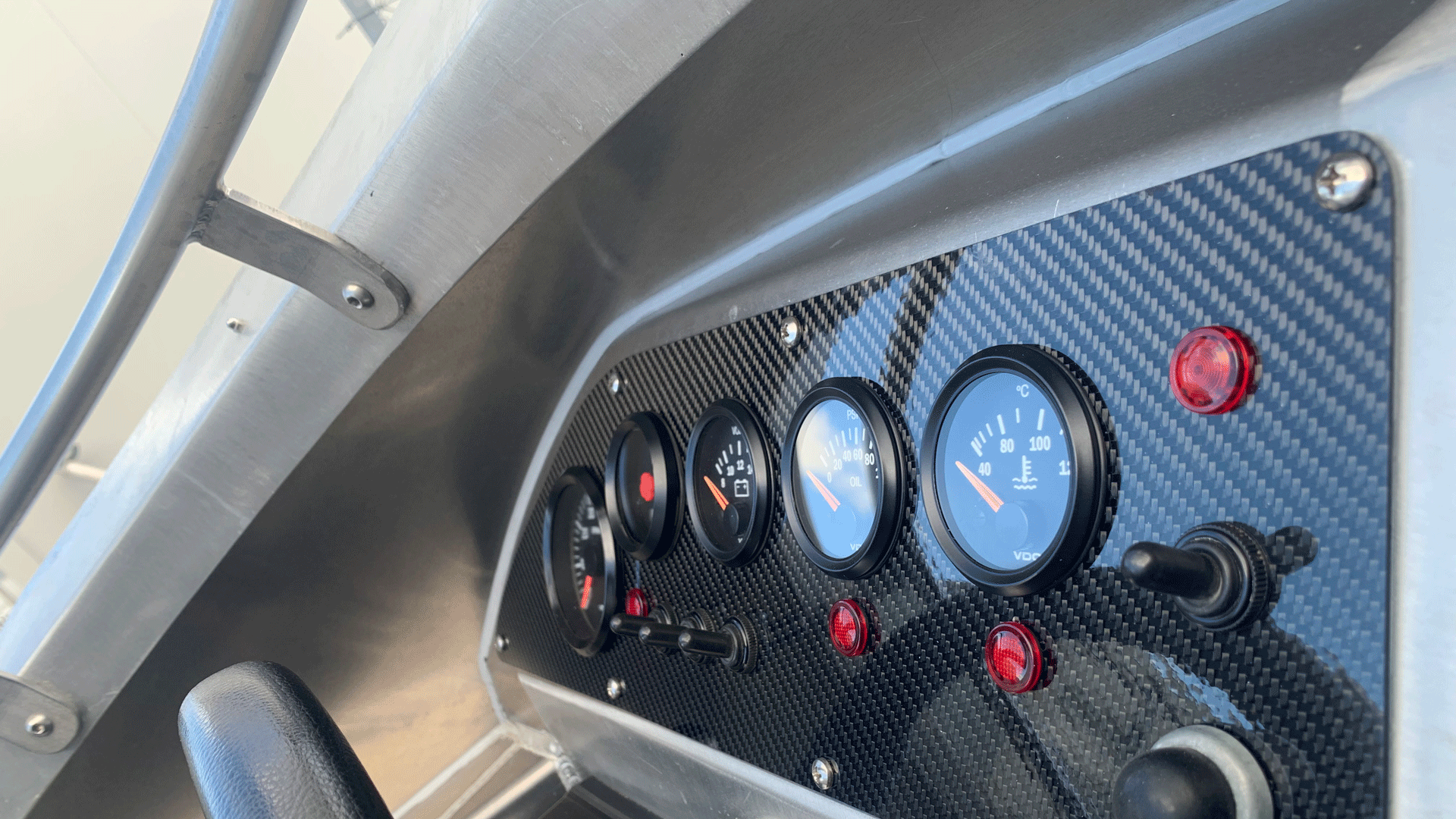 Carbon dash panel 5275